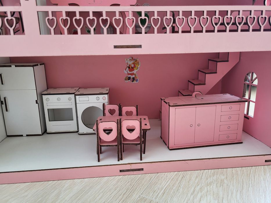 Дървена къщичка за деца