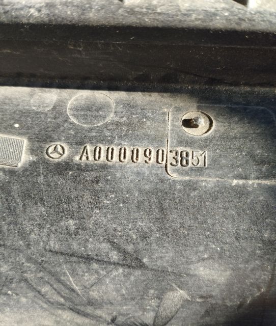 Carcasa filtru aer A 639 528 31 06 Mercedes-Benz Vito W639 (facelift)