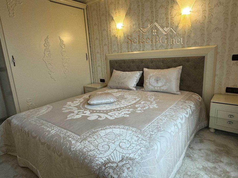 Продава се Тристаен апартамент в Велико Търново, Център - 101 кв.м за 1832 €/кв.м - Снимка #8