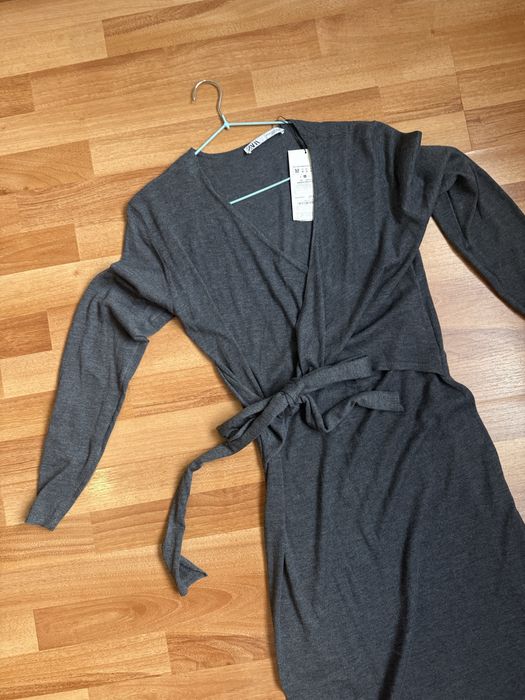 Новое платье Zara размер М