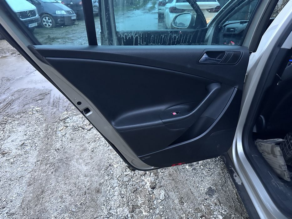 Dezmembrez / dezmembrari passat b6 2.0 bmp dsg  bi-xenon LD1W