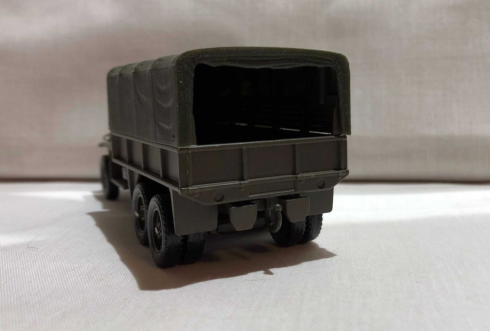 Camion militar Dodge 6x6 WW2 Solido metal diecast cu cutie