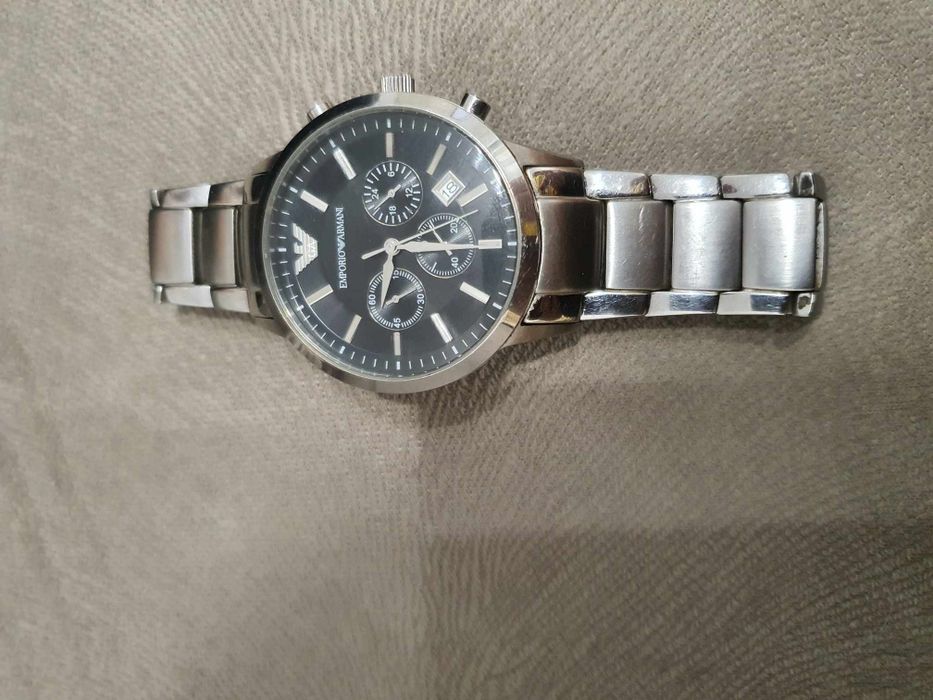 Часовник Armani!