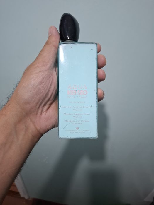 Atirlar. Kamroq qolgan original atirni ichiga parfum suv to'ldirilgan