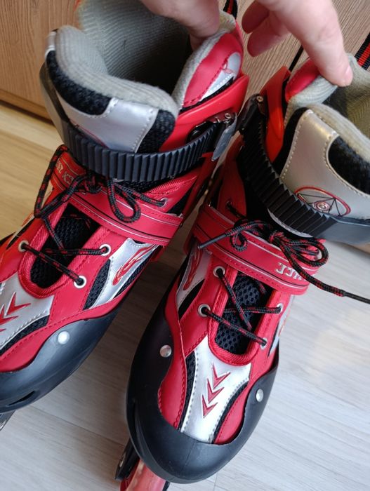 Хубави Червени  Ролери