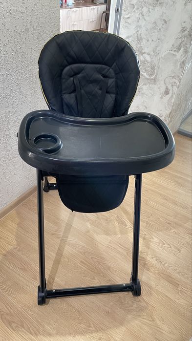 Продам стульчик для кормления