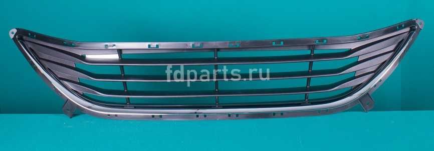 Решетка переднего бампера на Элантра 2011/ Hyundai Elantra 2011 (Хром)