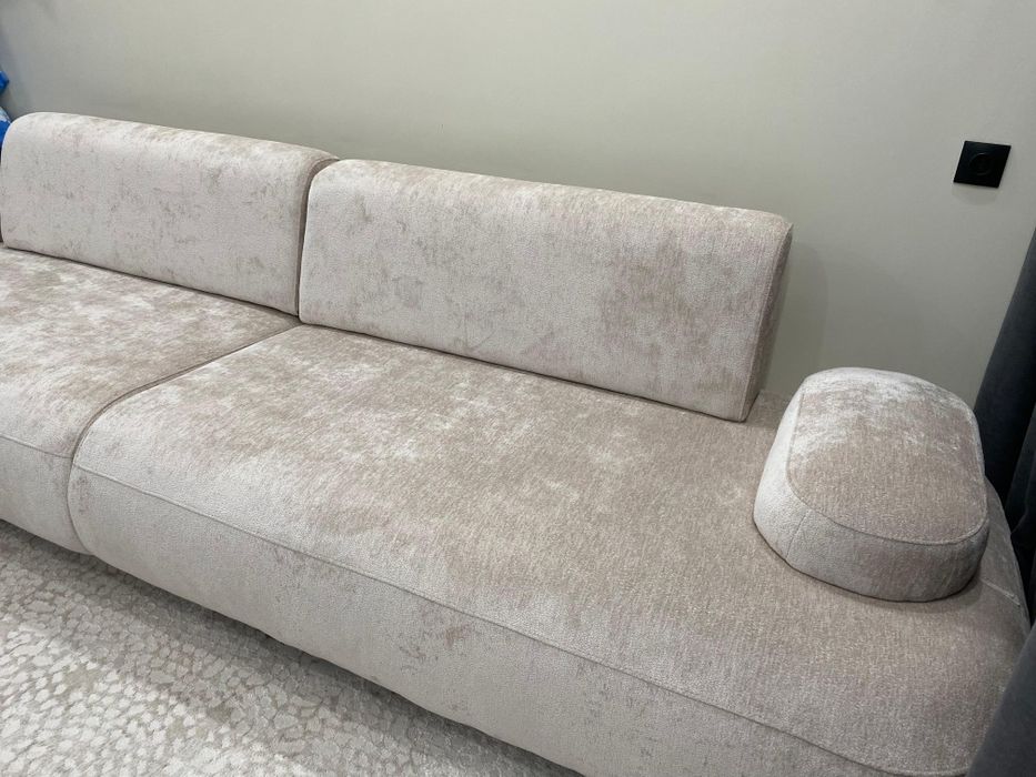 Диван для дома ..