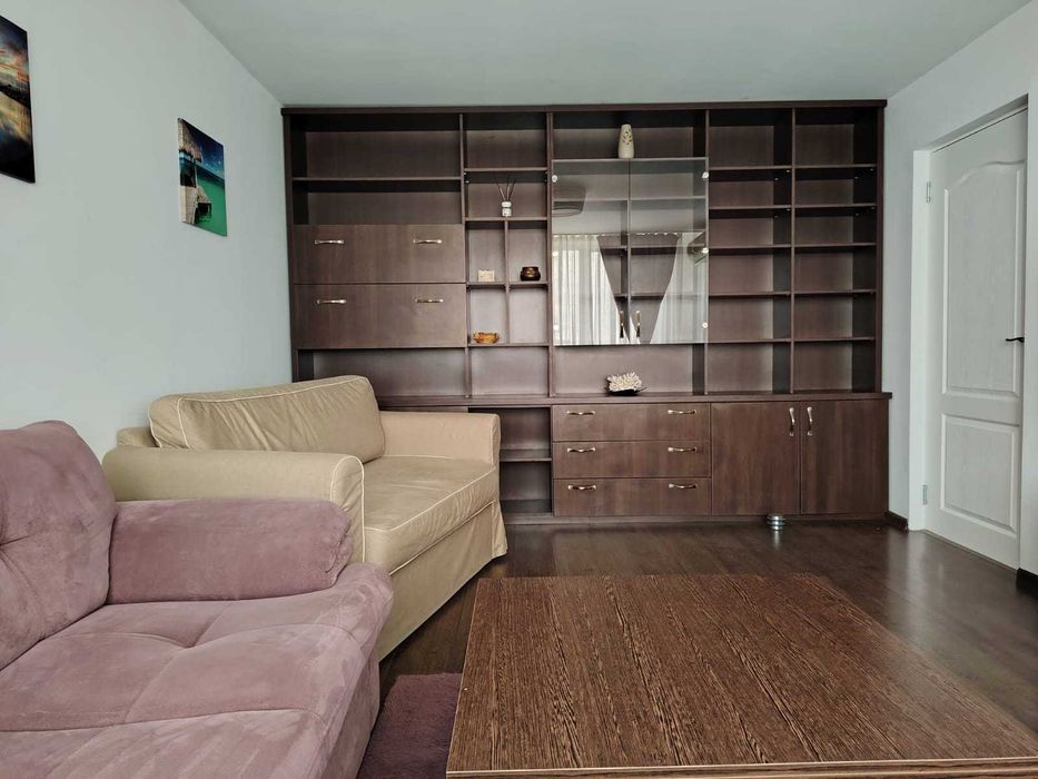 Ofer spre inchiriere apartament 3 camere