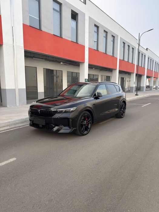 Voyah free 2024 ideal qoraga bentli salon