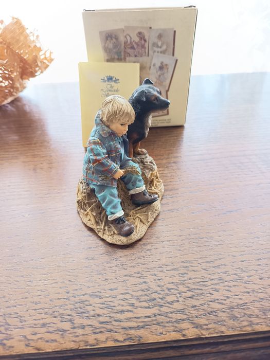 Figurina din colecția "Faitful Friends"de la The Leonard Colection