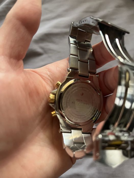 Часовник Invicta