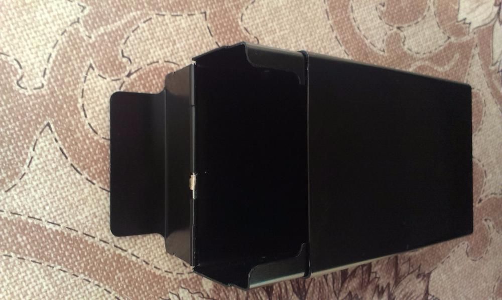 Метални Табакери.