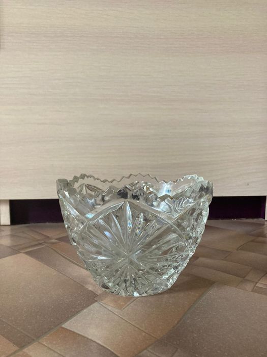 Вазы хрустальные