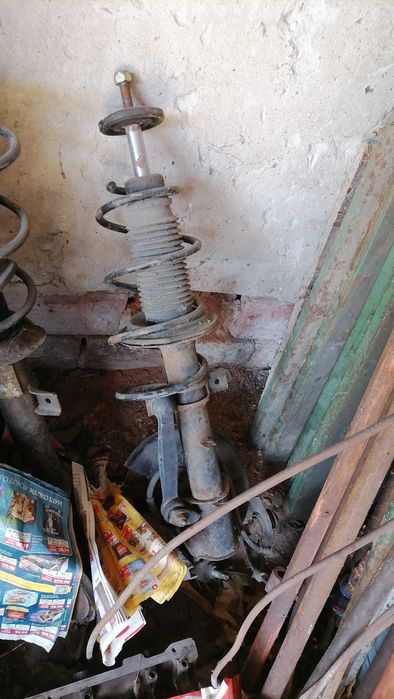 Части за Алфа 147