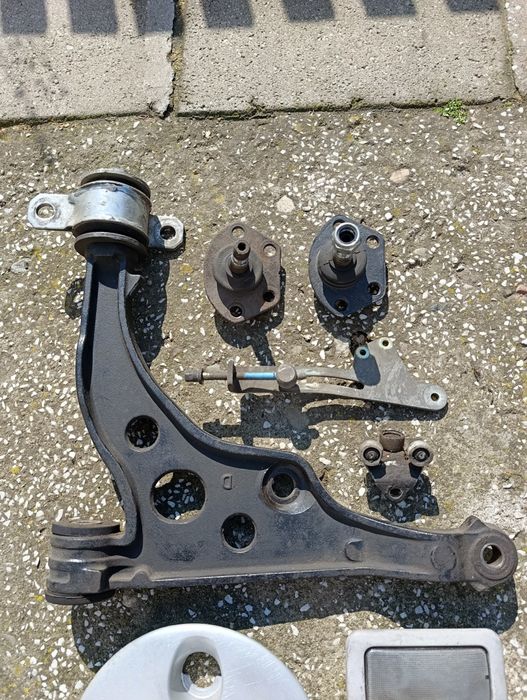 Продавам за бус Фиат дукато 2000 г. Части