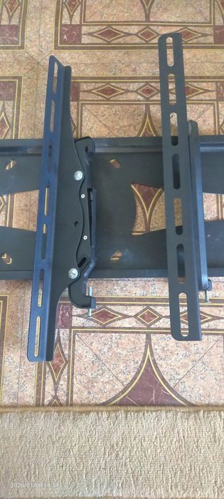 Кронштейн для телевизора