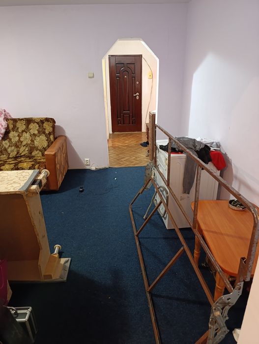 Vând apartament 2 camere zona capăt 1