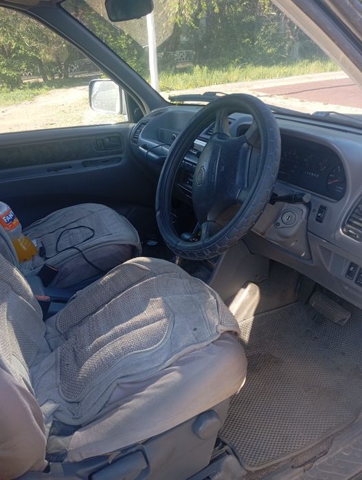 Продам нисан мистраль