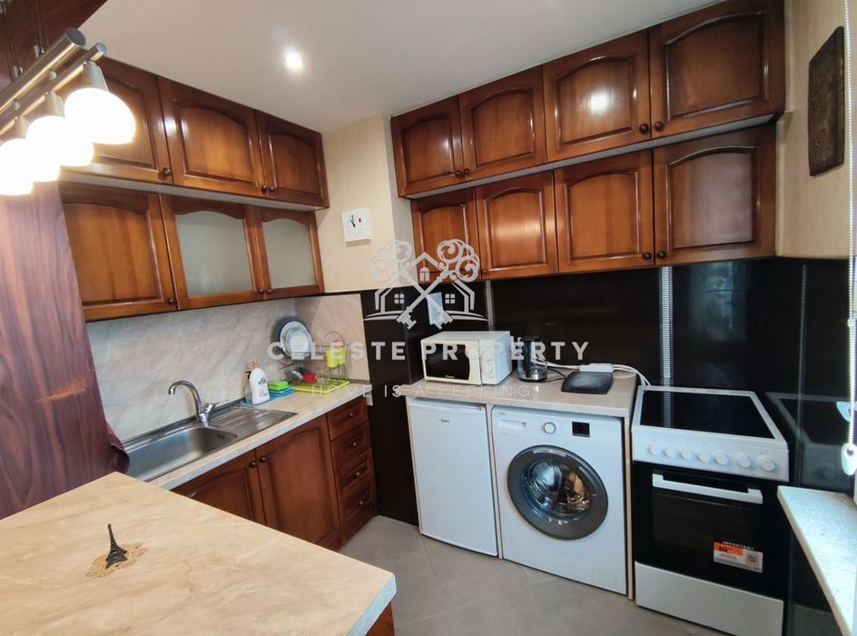 Дава се под наем Тристаен апартамент в София, Медицинска академия - 84 кв.м за 900 € - Снимка #2