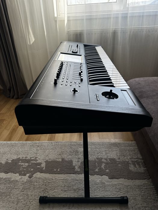 Vând korg kronos 3