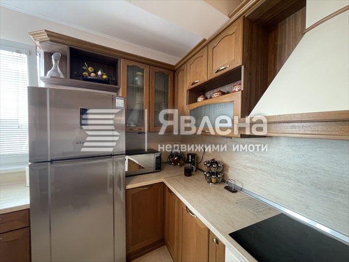 Панорамен тристаен апартамент Бриз