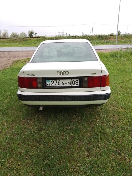 Продам ауди 100 с4.
