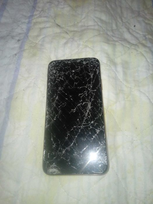 Iphone 11 Pro Max за части