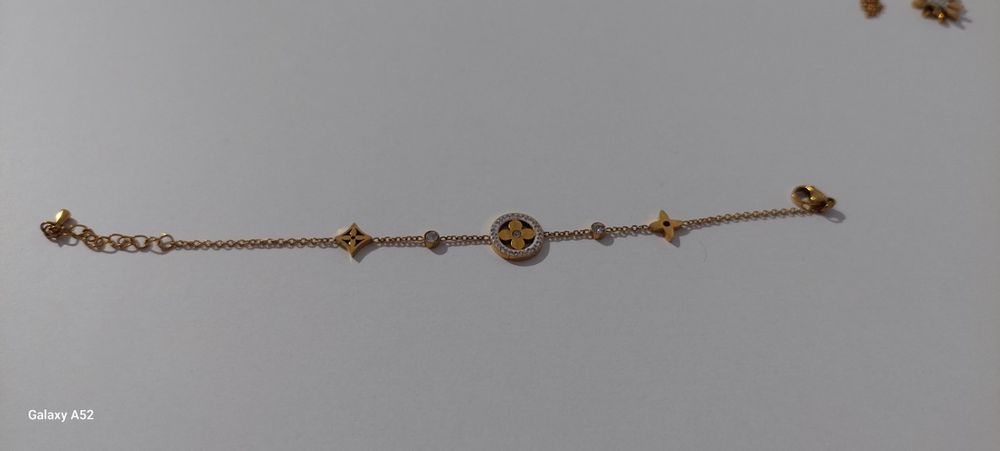 Браслет для рук тонки