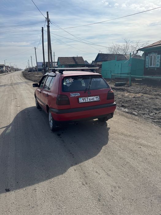 Продам volkswagen гольф 3 обем 1.8 , 1992