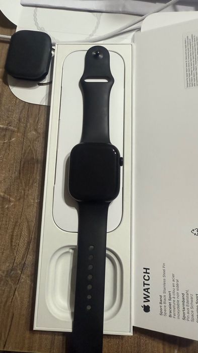 Часовник Apple Watch 10