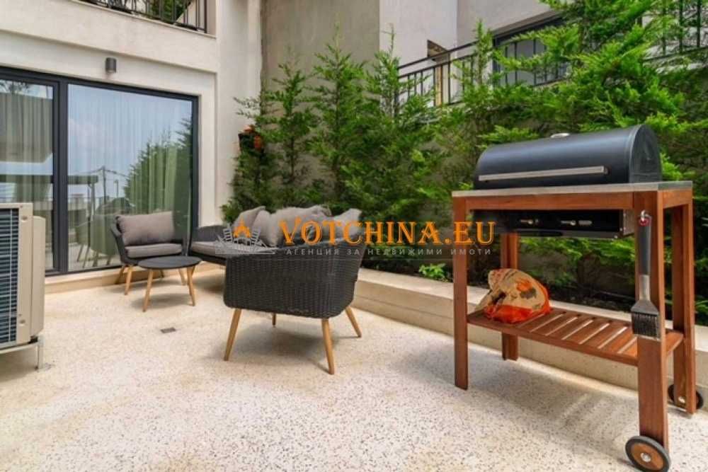Продава се Тристаен апартамент в Варна, Бриз - 152 кв.м за 2303 €/кв.м - Снимка #10