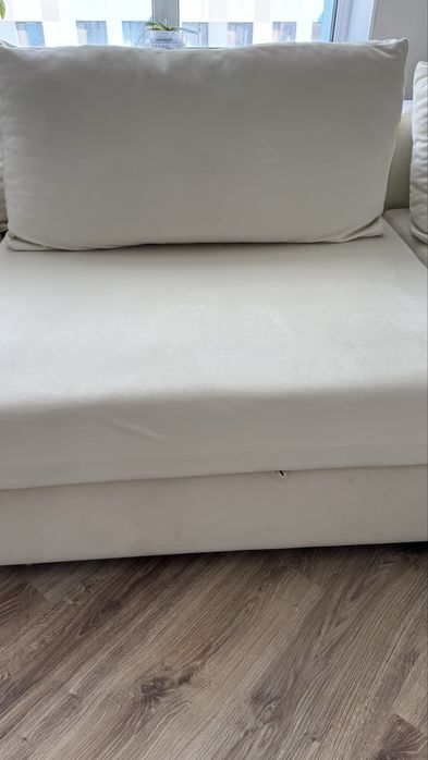 Диван айвори с лежаком