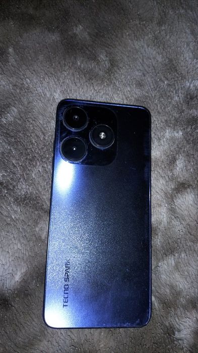 Техно спарк 10  продается