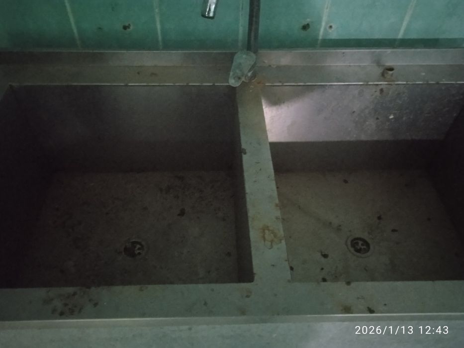 Продам мойку , шлакоблоки новые