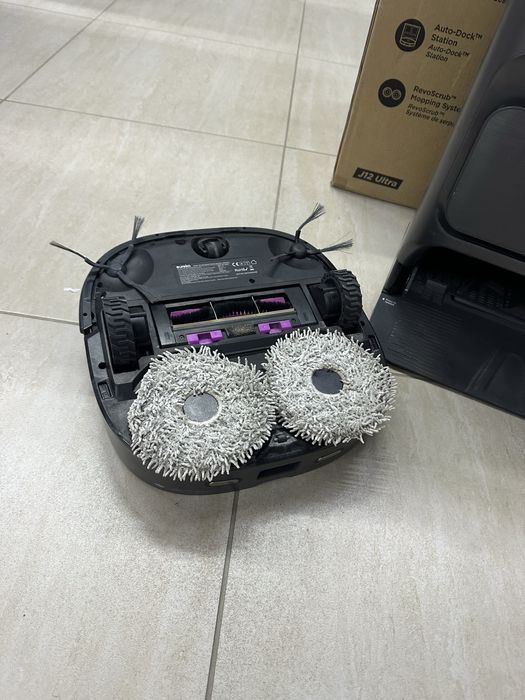 Aspirator robot EUREKA J12 Ultra cu funcție de mop - Negru