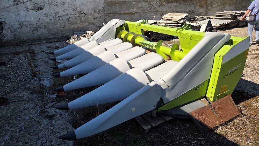 Combina Claas Tucano 440 T4i