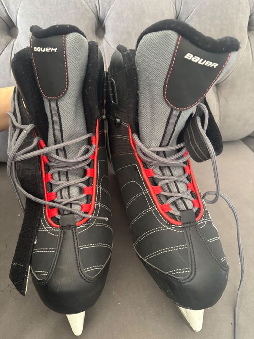 Продам коньки Bauer размер 45