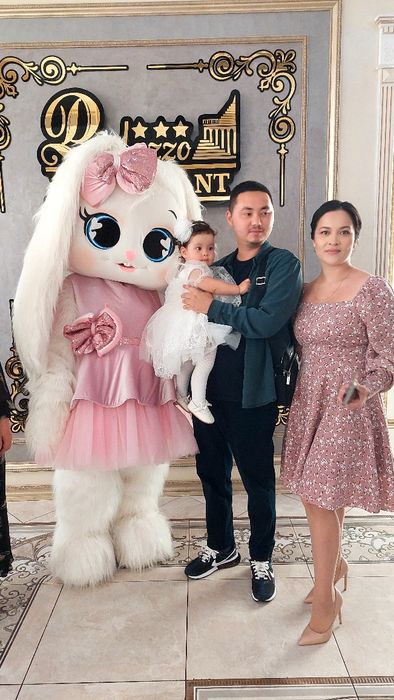 Зайка порадует вас на празднике