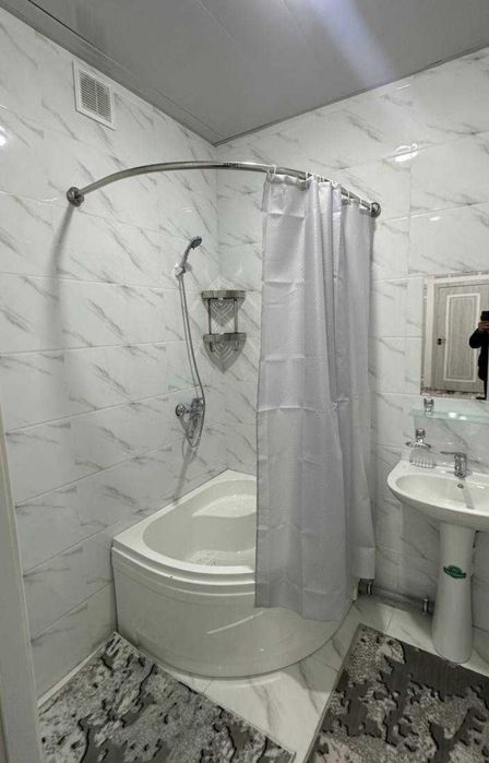 Chilonzor 8 kvartl Malika gostnitsa yonida 1 xonali kv ijaraga berilad