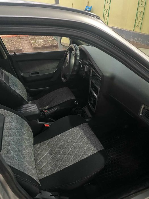 Автомобиль daewoo nexia