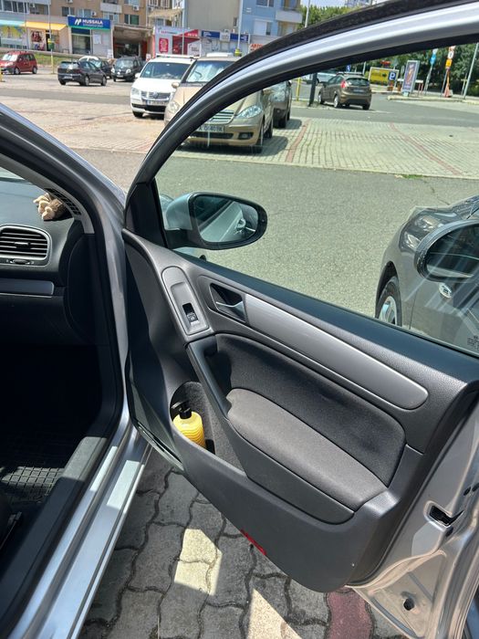 Volkswagen Golf 6 1. 2 TSI
