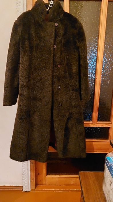 Женская Шуба очень тёплая  удобная  для носки