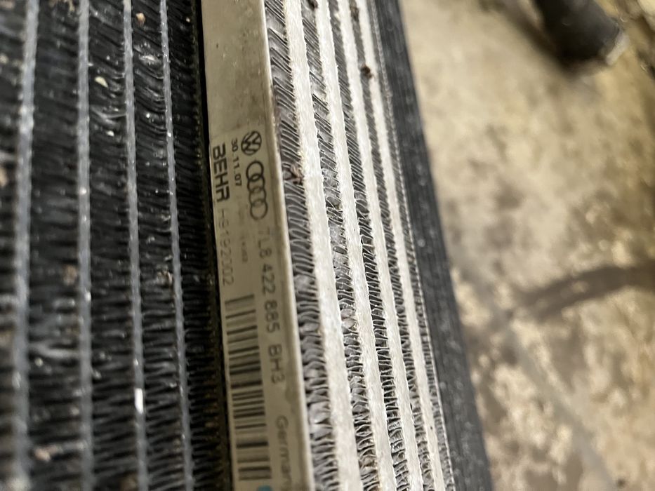 Радиатор перки с дифузьор за Audi Q7 Porsche Cayenne VW Touareg