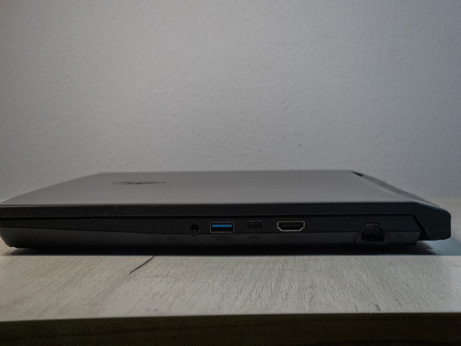 Laptop Gaming MSI Katana GF66