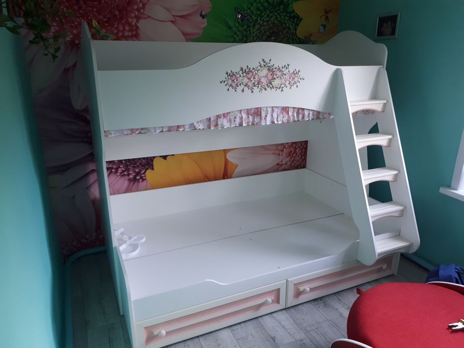 Сборка разборка мебели. Мебельщик на час