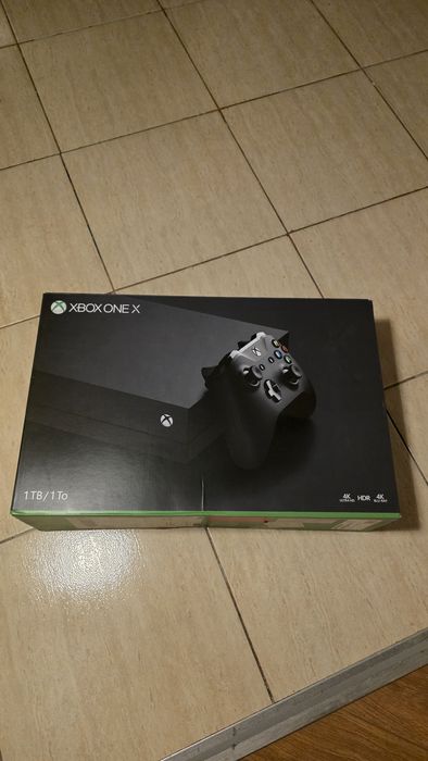 XBOX One X 1TB impecabil