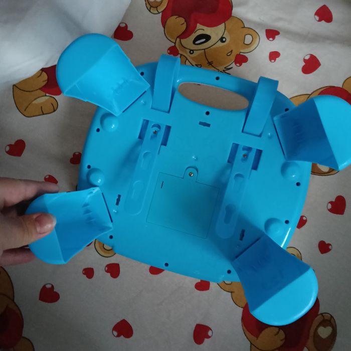 Jucărie muzicală interactivă