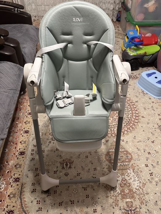 Стульчик для кормления. Детский стульчик