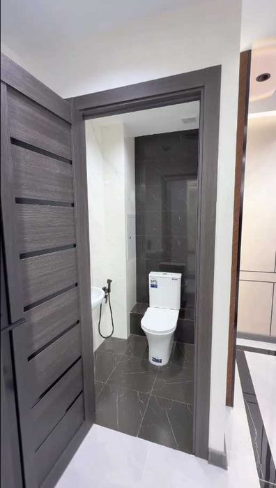 Продается Нежилой помещения Новомосковский 215м2